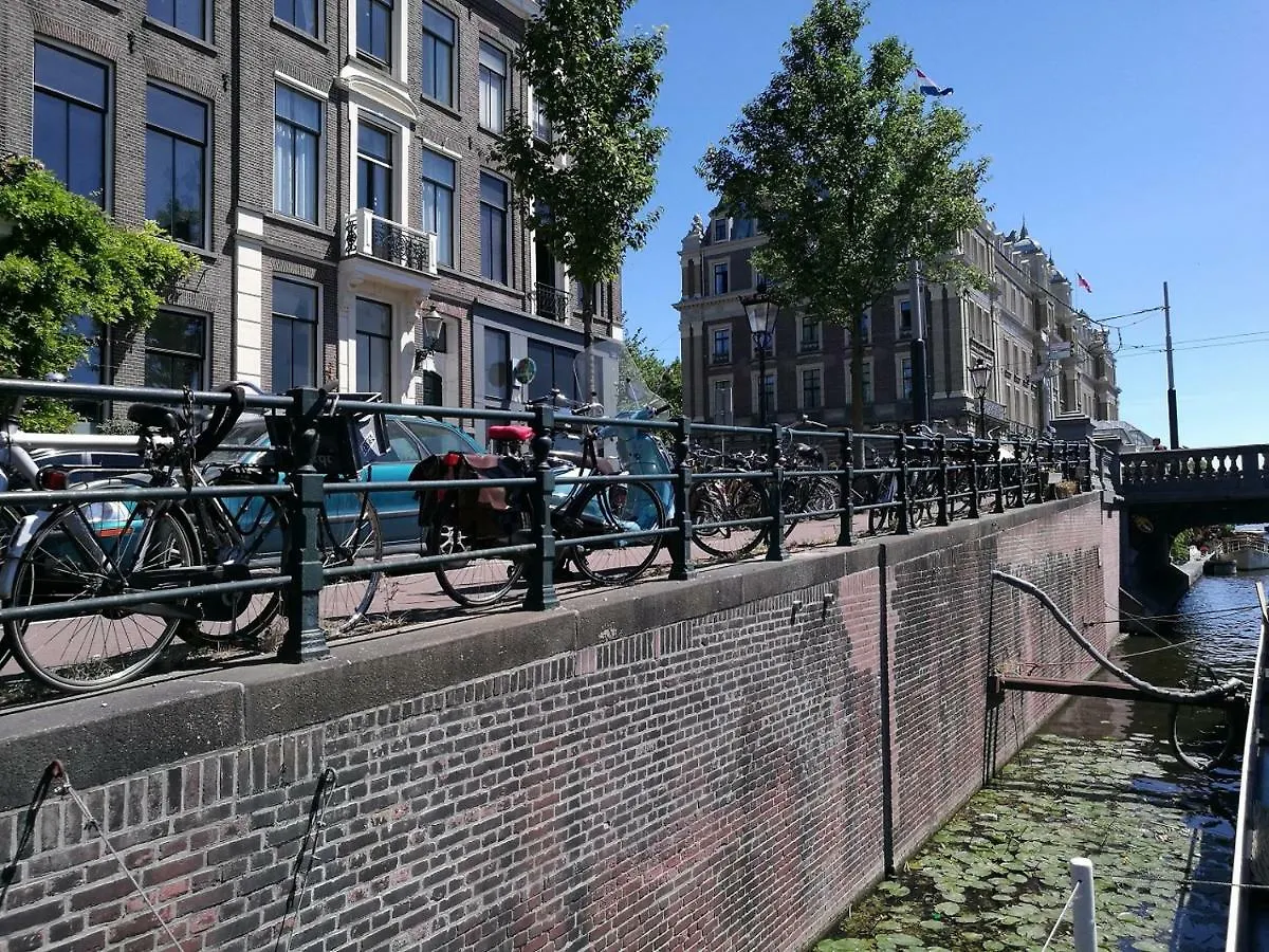 Houseboat Rose Apartment Amsterdam Netherlands